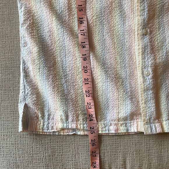 Abercrombie Seersucker Pride Rainbow Pastel Stripe Button Down Shirt, size XS - Picture 8 of 8